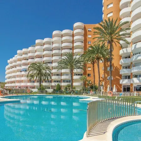 Appartement Bright Pool Walk To - Playa Real - Pass The Keys Marbellac