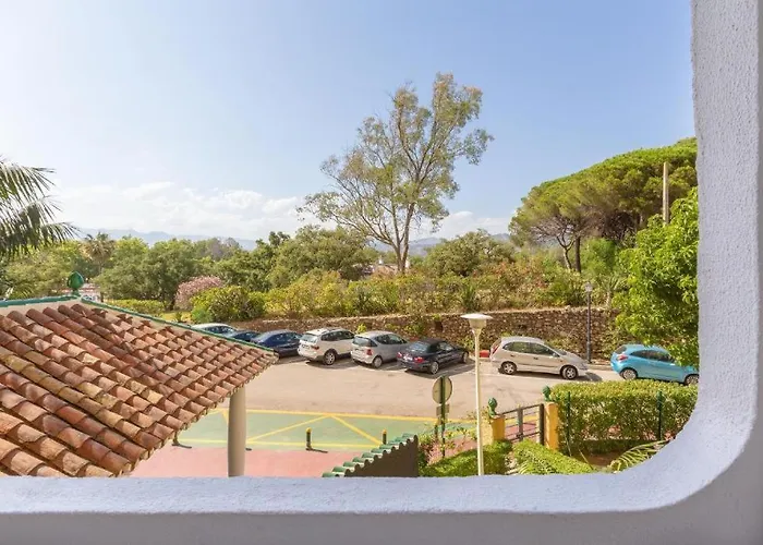 Lägenhet Bright Pool Walk To - Playa Real - Pass The Keys Marbella